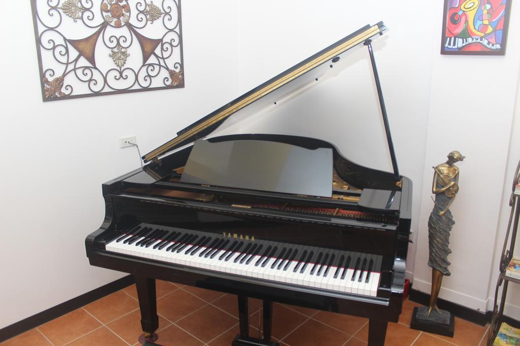 Pianist Homestay Hualien City Luaran gambar